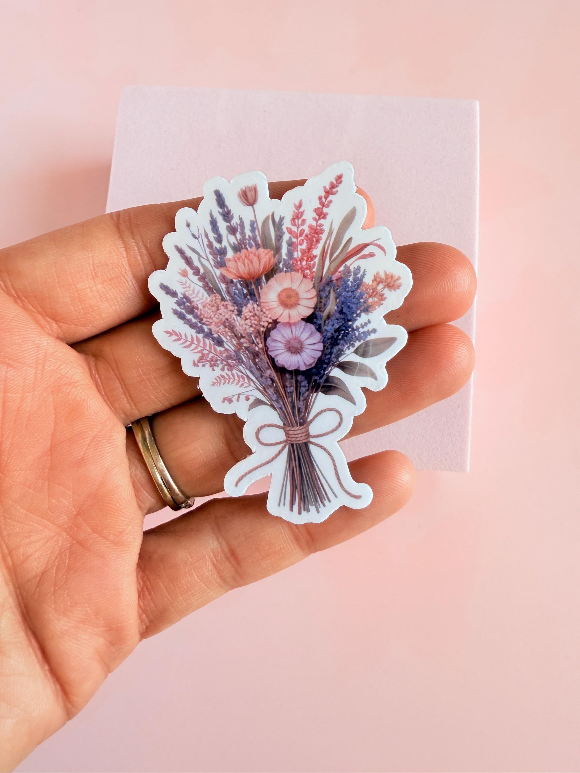 Dried Flower Bouquet Sticker: Boho Floral Matte Vinyl Decal __etsy:6959902074